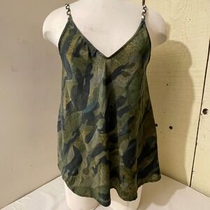Wanderlux Womens Size Small Camo Tank Top Print Casual V Neck‎